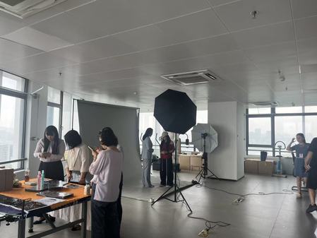 人文學(xué)院工會2025年教師節(jié)系列活動(dòng)順利開展，攝像及制作服務(wù)為活動(dòng)添彩